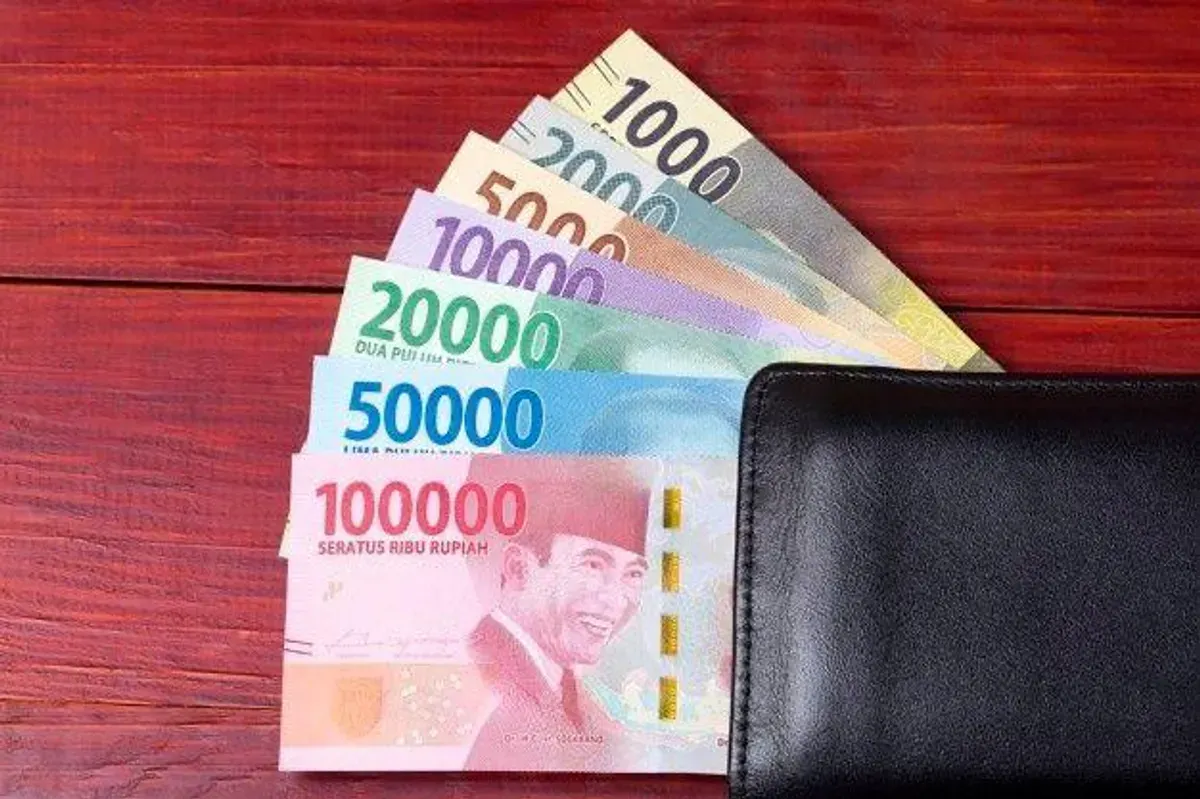 Cara cek status dan kriteria penerima bansos PKH 2025, cek selengkapnya di sini. (Sumber: Pinterest)