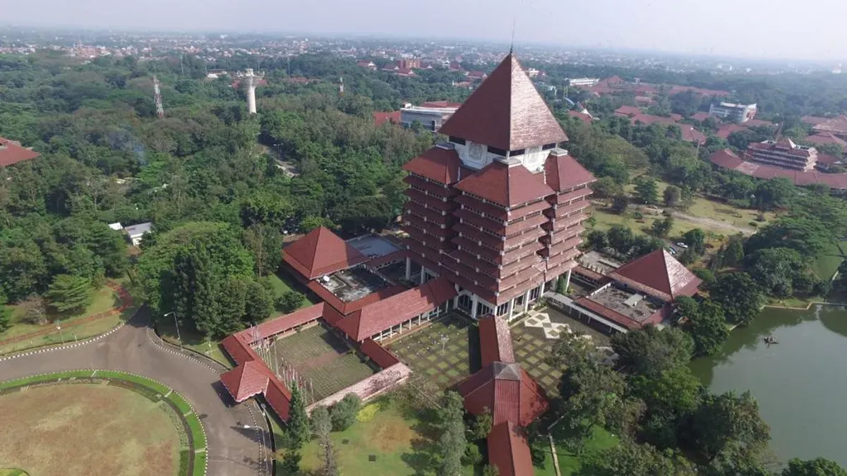 UI nomor 1, berikut 90 kampus terbaik di Indonesia. (Sumber: feb.ui.ac.id)