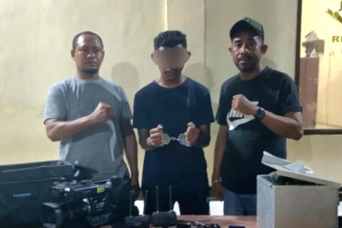 Mahasiswa di Kupang ditangkap polisi seusai mencuri uang di kolekte Gereja demi kencan dengan perempuan. (Sumber: Polsek Maulafa)