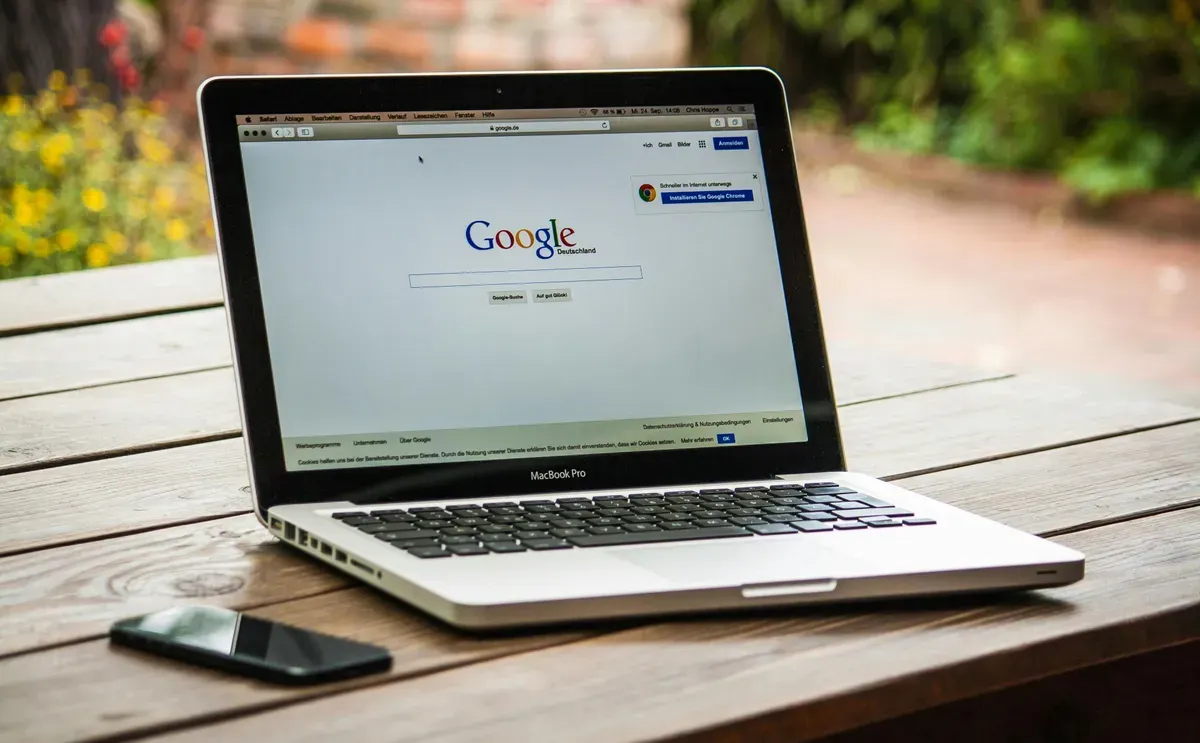 Cara Melihat Akun Google Telah Login di Perangkat Mana Saja (Sumber: Pexels/Pixabay)