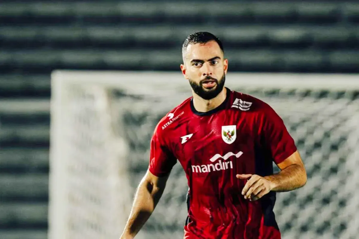 Potret Jordi Amat yang mengungkapkan alasan mengapa memilih Persija Jakarta. (Sumber: Instagram/@jordiamat5)