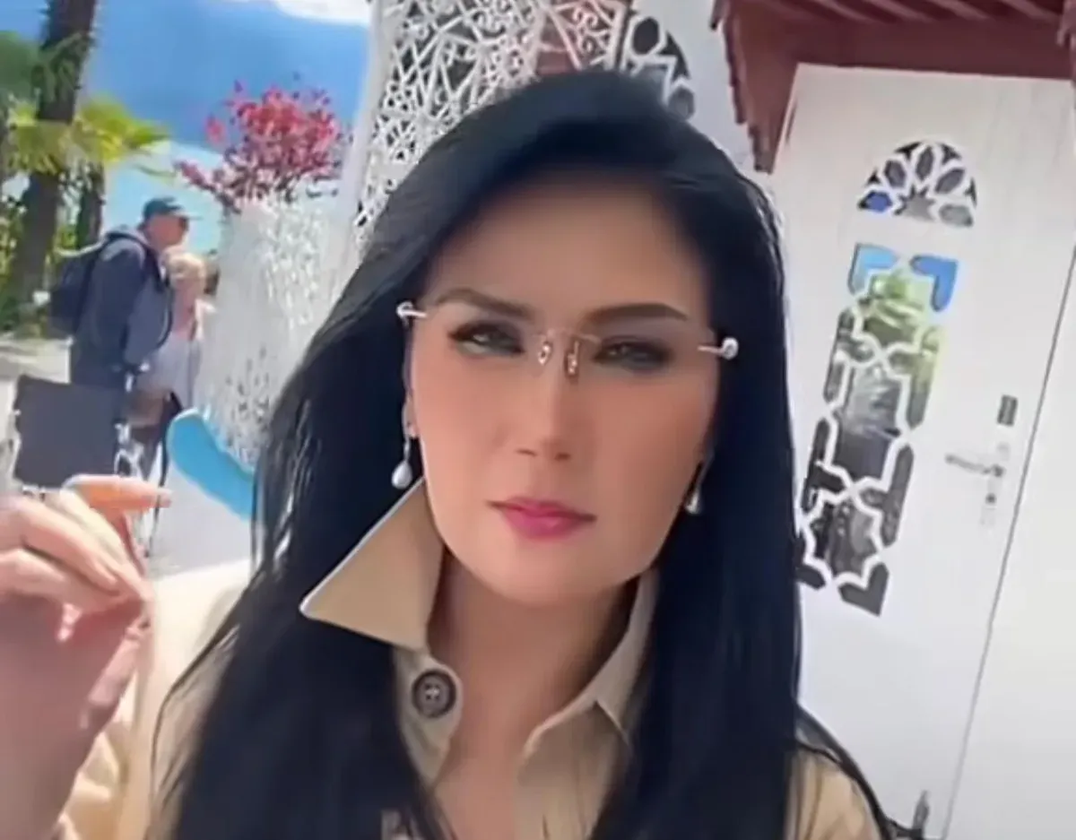 Psikolog sekaligus public figure, Lita Gading tengah menjadi sorotan karena dilaporkan oleh Ahmad Dhani. (Sumber: Instagram/@lita.gading)