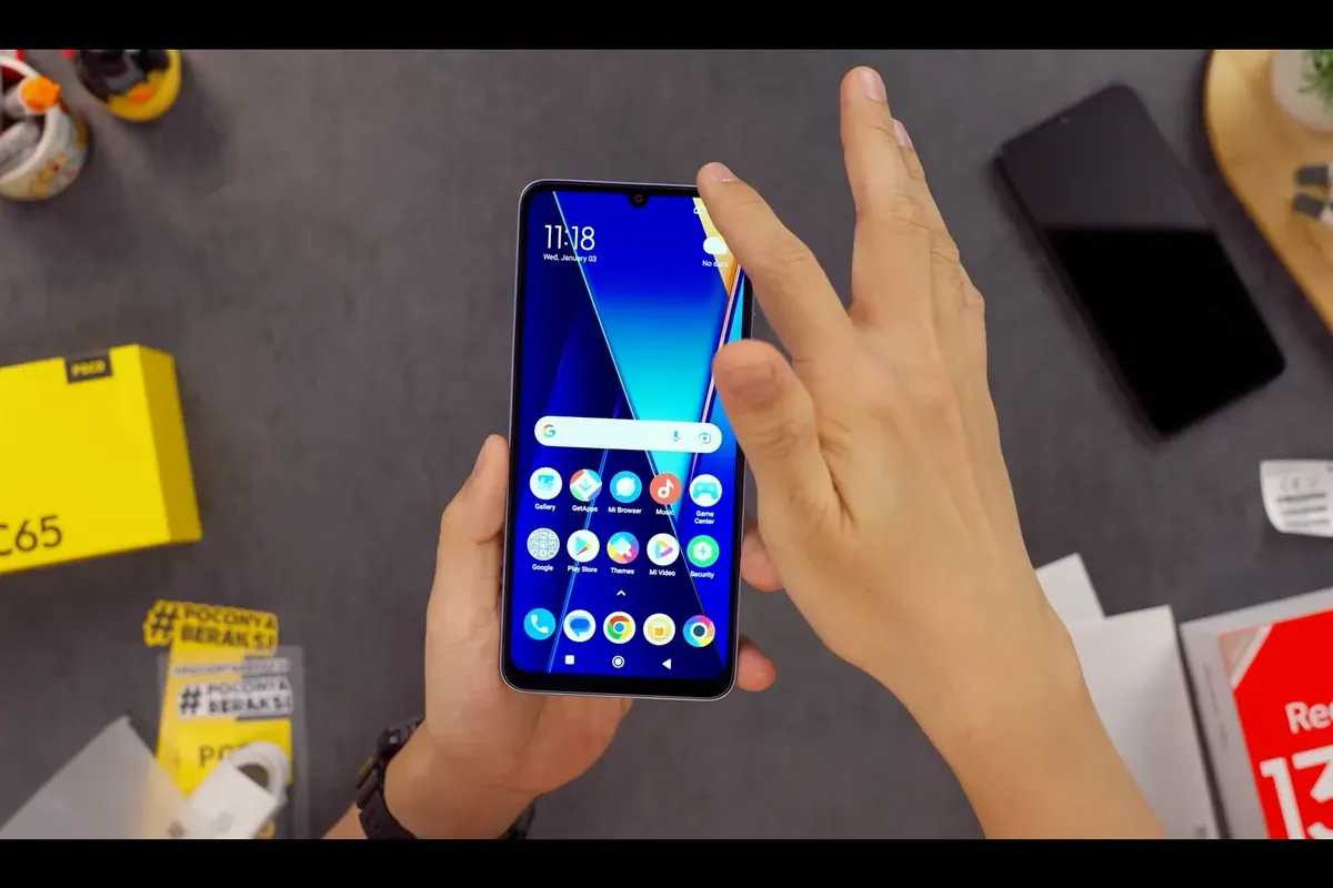 Spesifikasi dan Harga POCO C65, Dibanderol Rp1 Jutaan Saja dengan Fitur Mumpuni (Sumber: YouTube/GadgetIn)