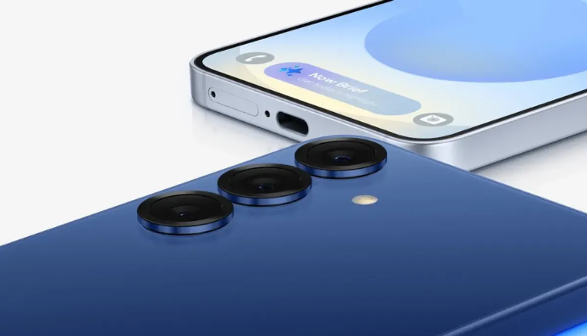 5 Pertimbangan utama pilih Galaxy S25 atau nunggu S26: Performa chipset, upgrade kamera, desain, harga, dan timing. Dapatkan analisis lengkap dan rekomendasi akhir untuk keputusan terbaikmu. (Sumber: X/@TheGalox_)