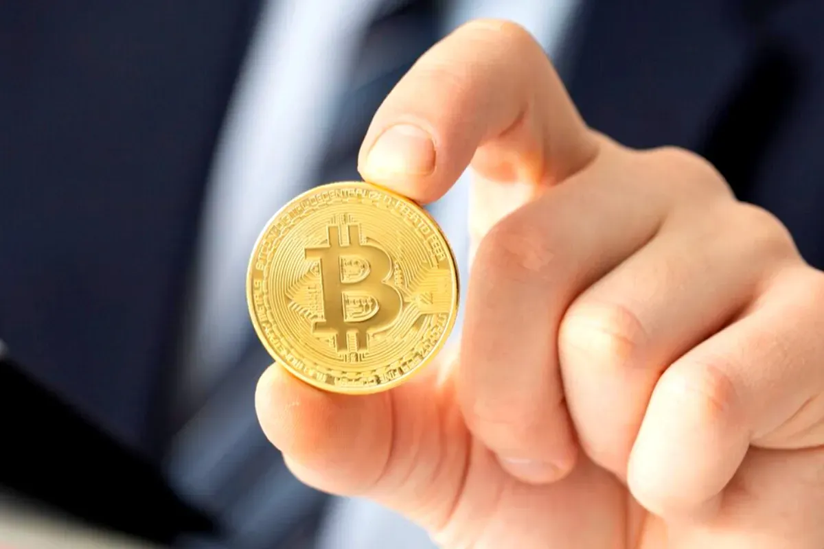 Ilustrasi investasi crypto untuk pemula. (Sumber: Freepik)