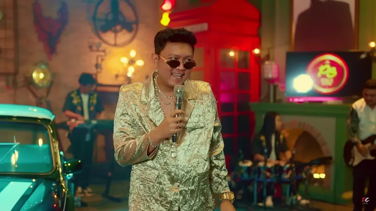 Lirik lagu Oplosan x Pokoke Joget yang dipopulerkan oleh Denny Caknan. (Sumber: YouTube/ DC. PRODUCTION)