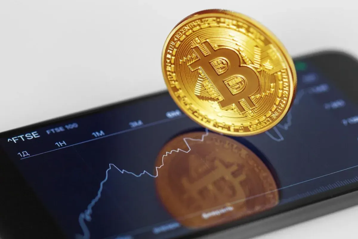 Ilustrasi Kripto Strategi Investasi Selama Musim Altcoin. (Sumber: Freepik/ fabrikasimf)
