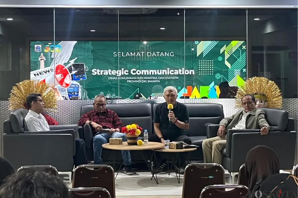Jumpa pers Seleksi Calon Anggota KIP Jakarta di Bali Kota DKI Jakarta, Rabu, 23 Juli 2025. (Sumber: Poskota/Muhammad Tegar Jihad)