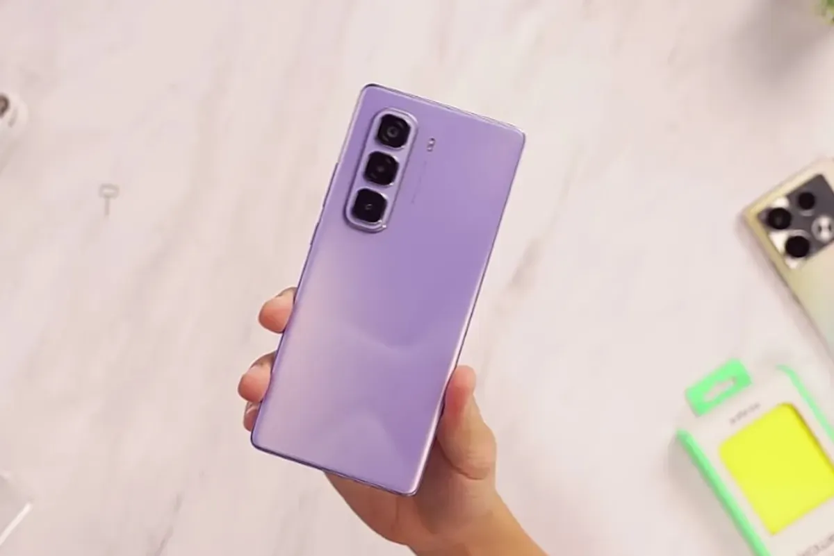 Hp Infinix Hot 50 Pro. (Sumber: YouTube/Gadgetin)