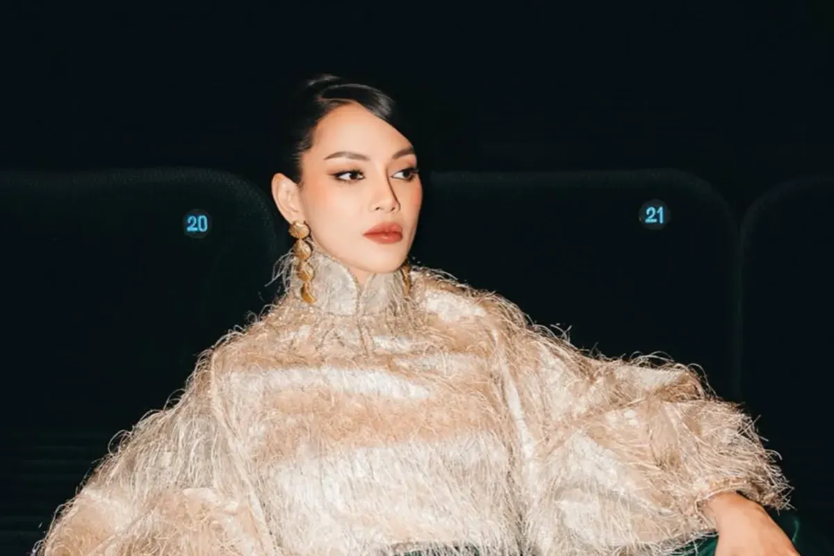Potret aktris Erika Carlina. (Sumber: Instagram/@eri.carl)