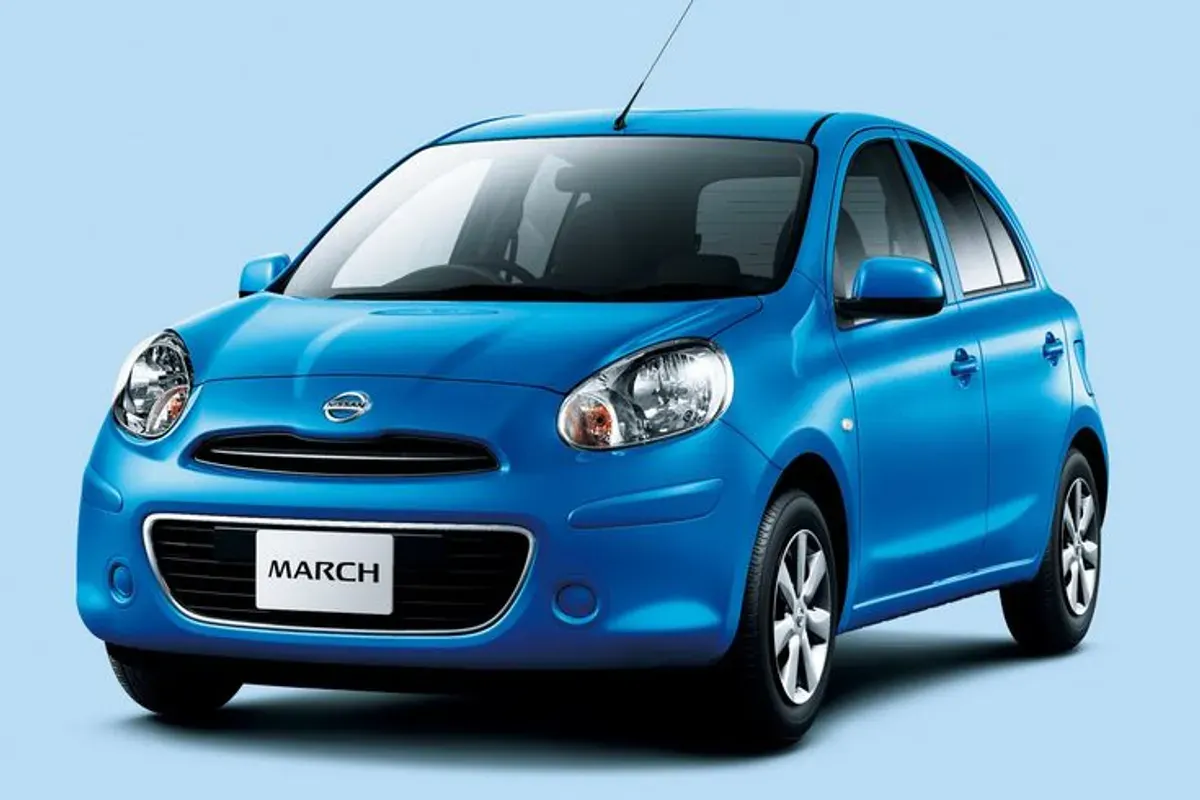 Harga bekas Nissan March yang dibanderol dengan harga mulai dari Rp70 jutaan saja, cek di sini! (Sumber: Pinterest)