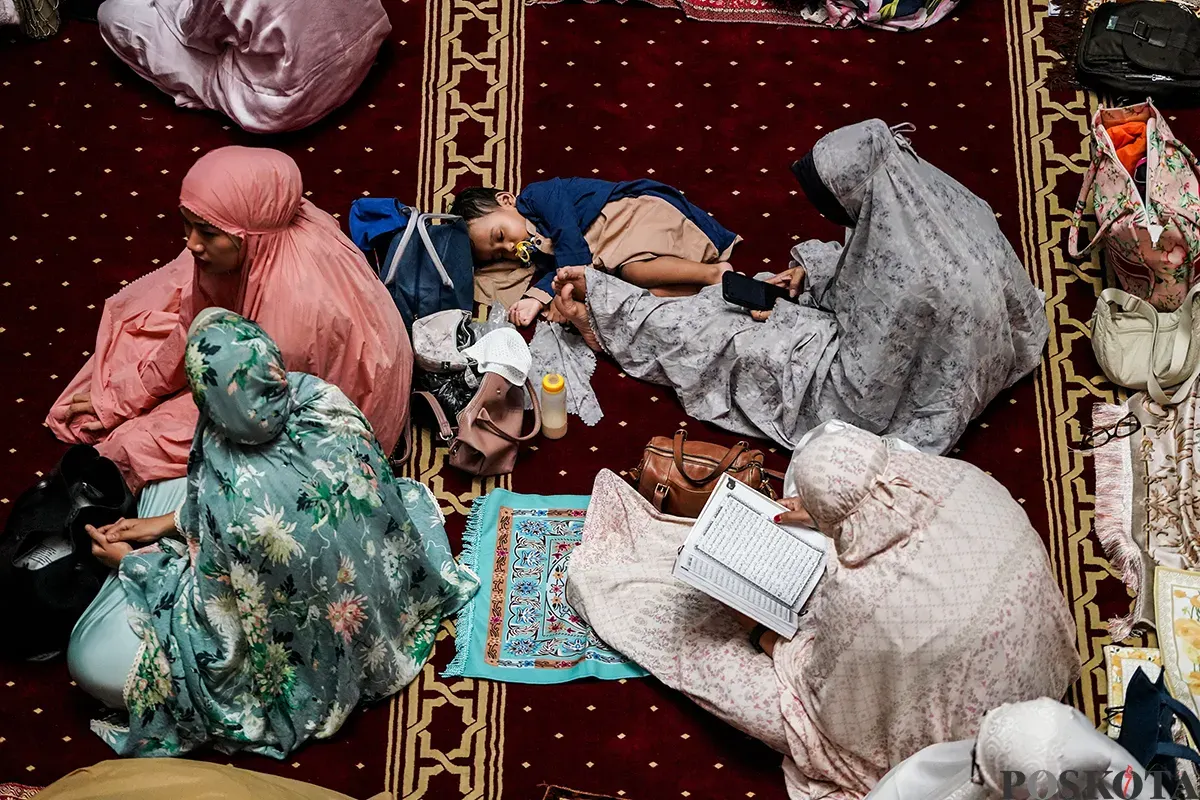 Jadwal Buka Puasa Bandung dan Sekitarnya Hari Ini 5 Maret 2025 (Sumber: Poskota/Bilal Nugraha Ginanjar)