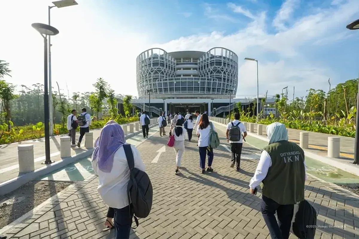 Pegawai Otorita Ibu Kota Nusantara (IKN) resmi pindah dan berkantor di Nusantara pada hari ini, 13 Maret 2025. (Sumber: Insgaram/@ikn_id)