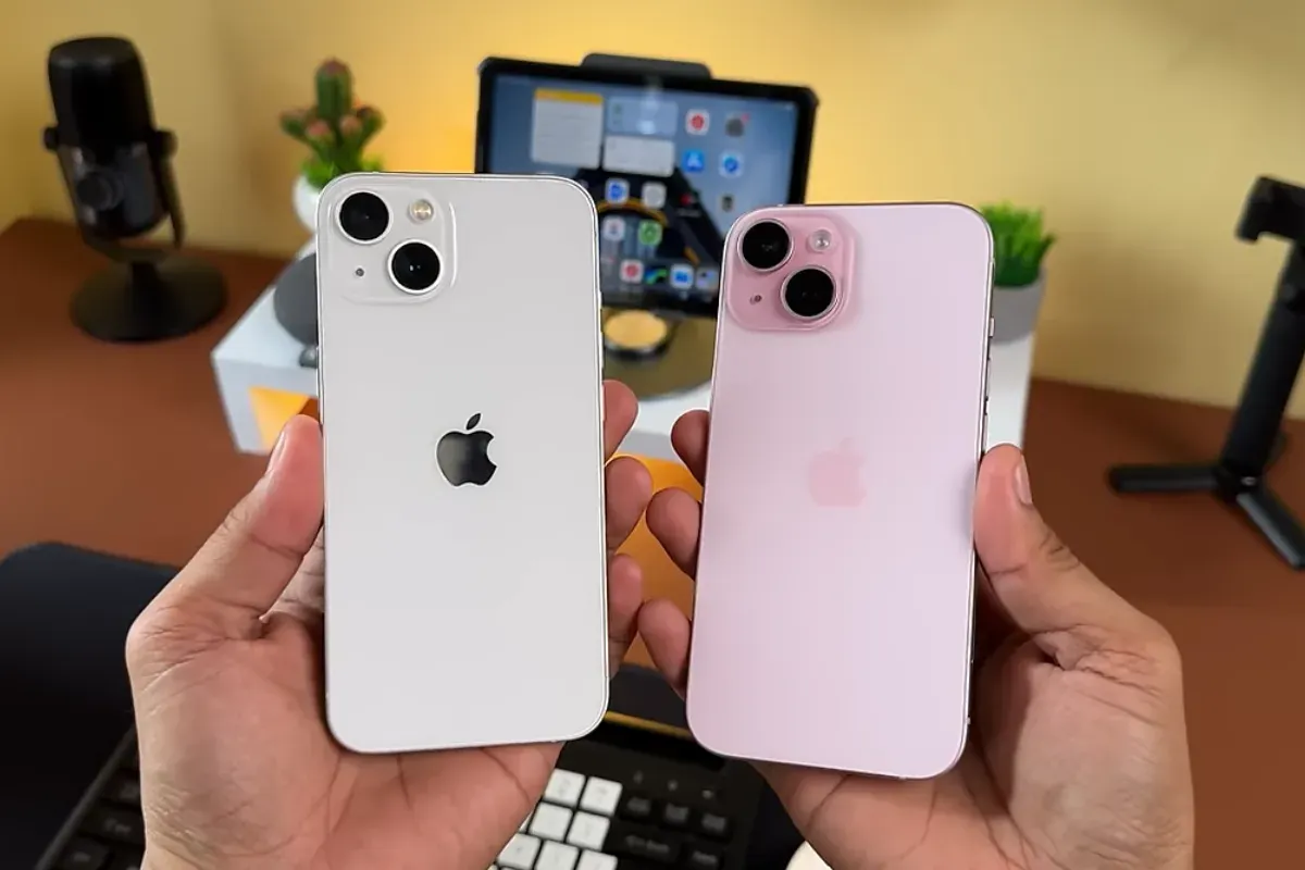 iPhone 13 dan iPhone 15. (Sumber: Tangkapan Layar YouTube/Dirfan Ramli)
