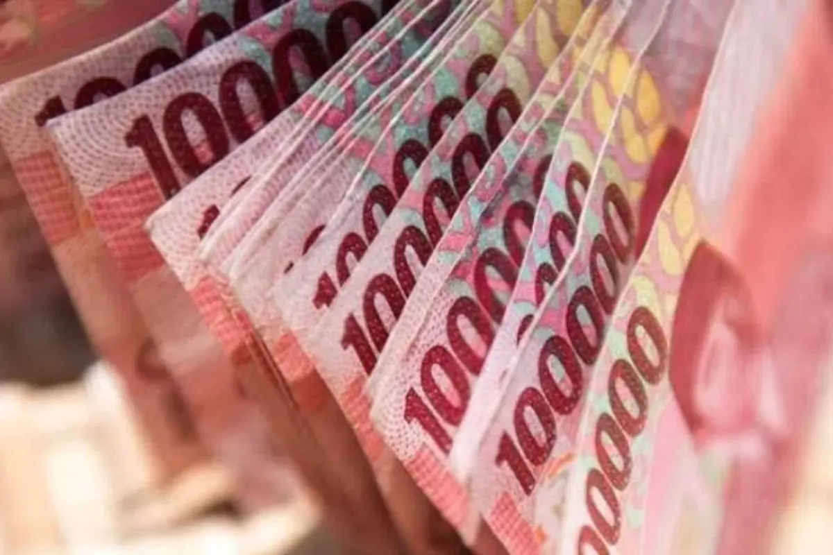 Solusi pinjaman yang legal dan aman, pinjam dari Bank CIMB. (Sumber: Pinterest)
