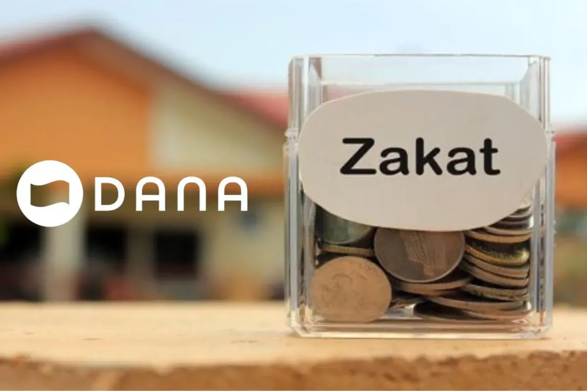 Cara bayar zakat fitrah melalui dompet elektronik DANA. (Sumber: Poskota/Syania Nurul Lita Baikuni)