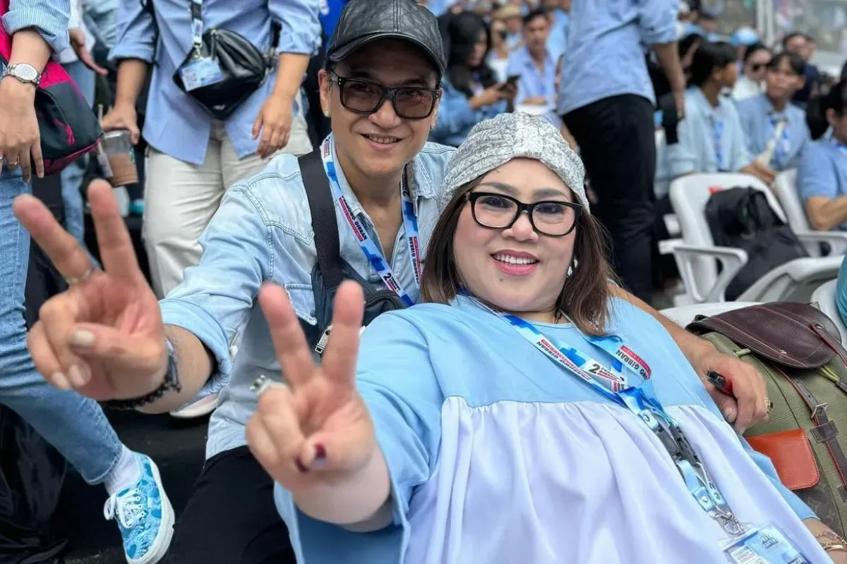 Artis ini rela jadi tulang punggung keluarga, termasuk Nunung. (Sumber: Instagram : @nunung63.official)