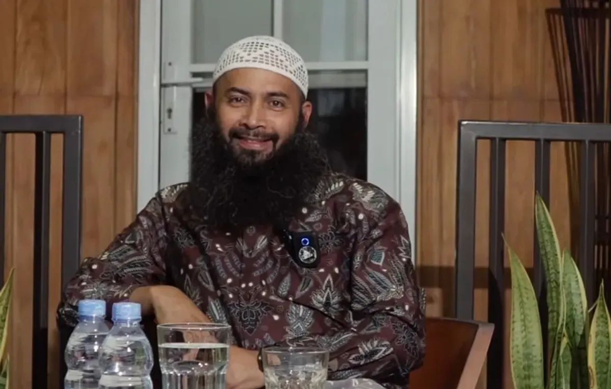 Ustaz Syafiq Riza Basalamah (Sumber: Instagram Syafiq Riza Basalamah Official)