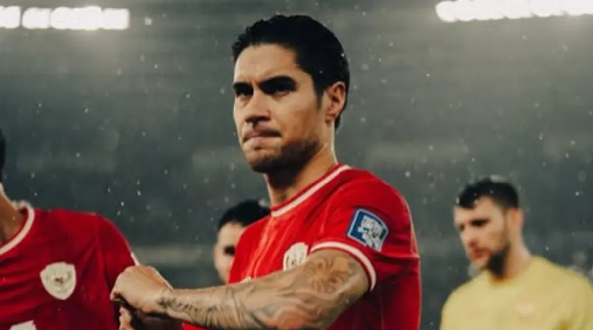 Kevin Diks bertekad beri kemenangan lagi bagi Timnas Indonesia saat menghadapi China. (Sumber: Instagram/@kevindiks2)