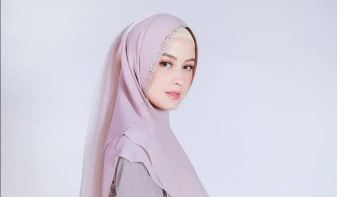 Keinginan Kuat Kimberly Ryder untuk Berhijab Usai Jalani Ibadah Umrah (Sumber: Instagram/@kimberlyryder)