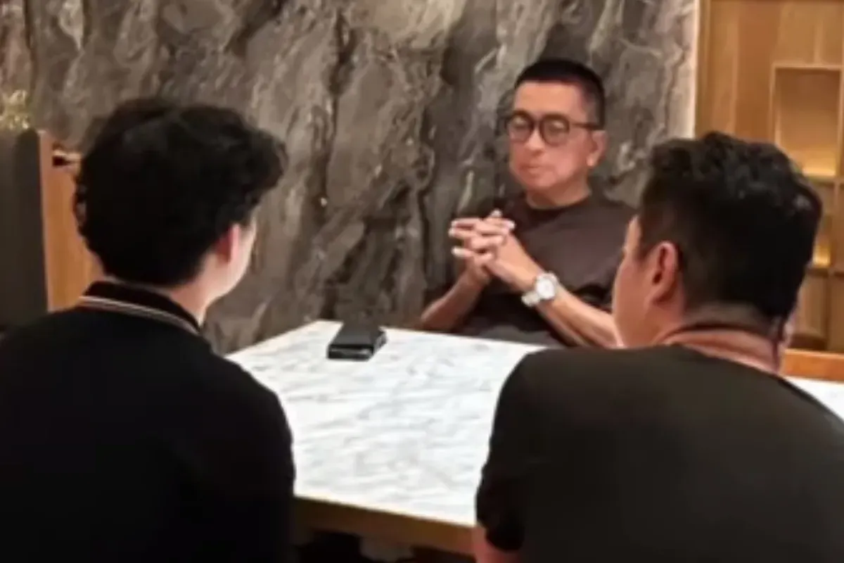 Helmy Yahya meminta Willie Salim untuk menyampaikan permohonan maaf ke masyarakat Palembang. (Sumber: Instagram/@helmyyahya)