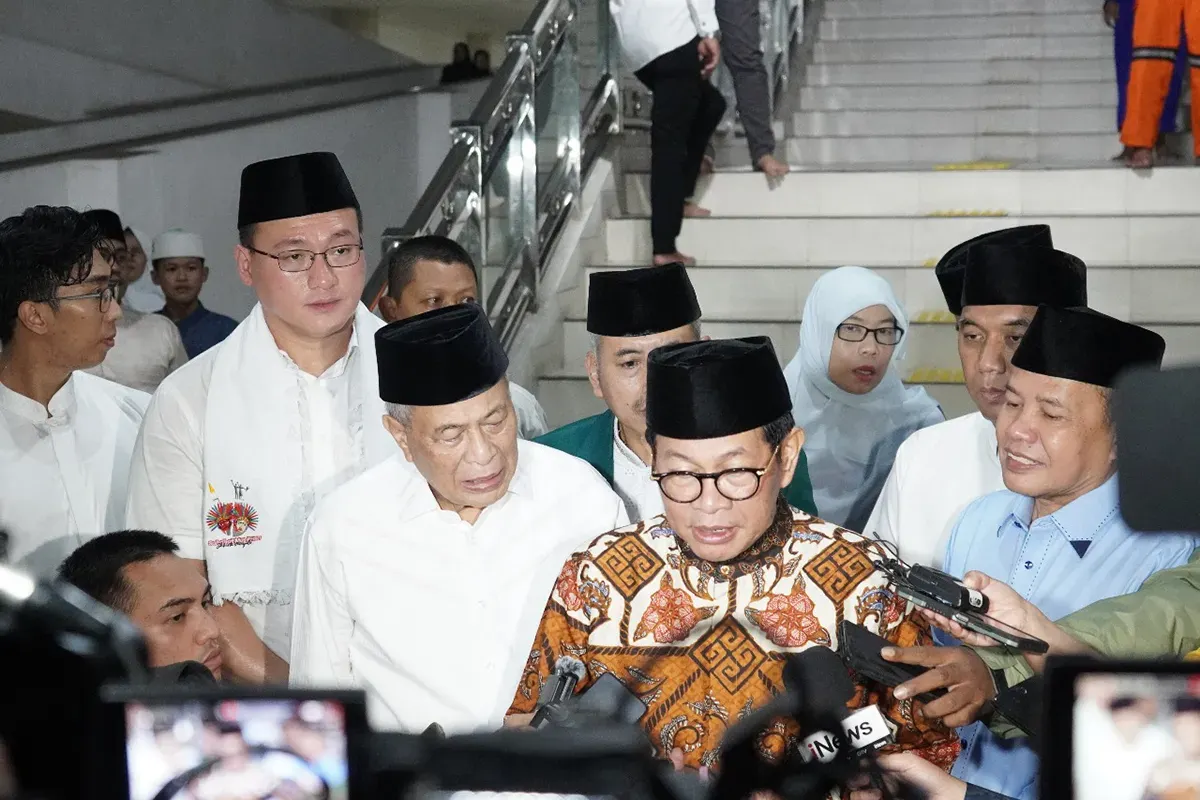 Gubernur Jakarta, Pramono Anung (tengah) akan menggandeng para tokoh agama demi mewujudkan Jakarta sebagai Kota Global. (Tim Media Gubernur)