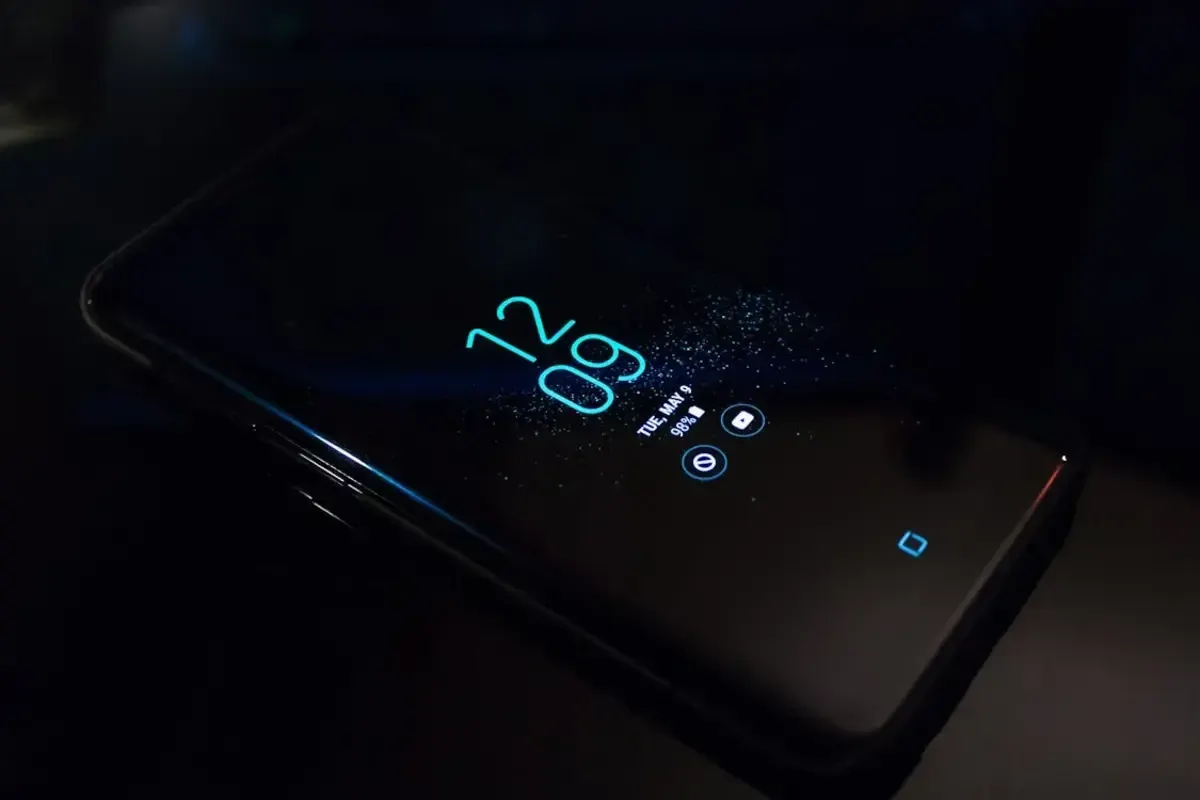 Cara Mudah Mematikan HP Oppo dengan Satu Tombol! (Sumber: Pexels/Noah Erickson)