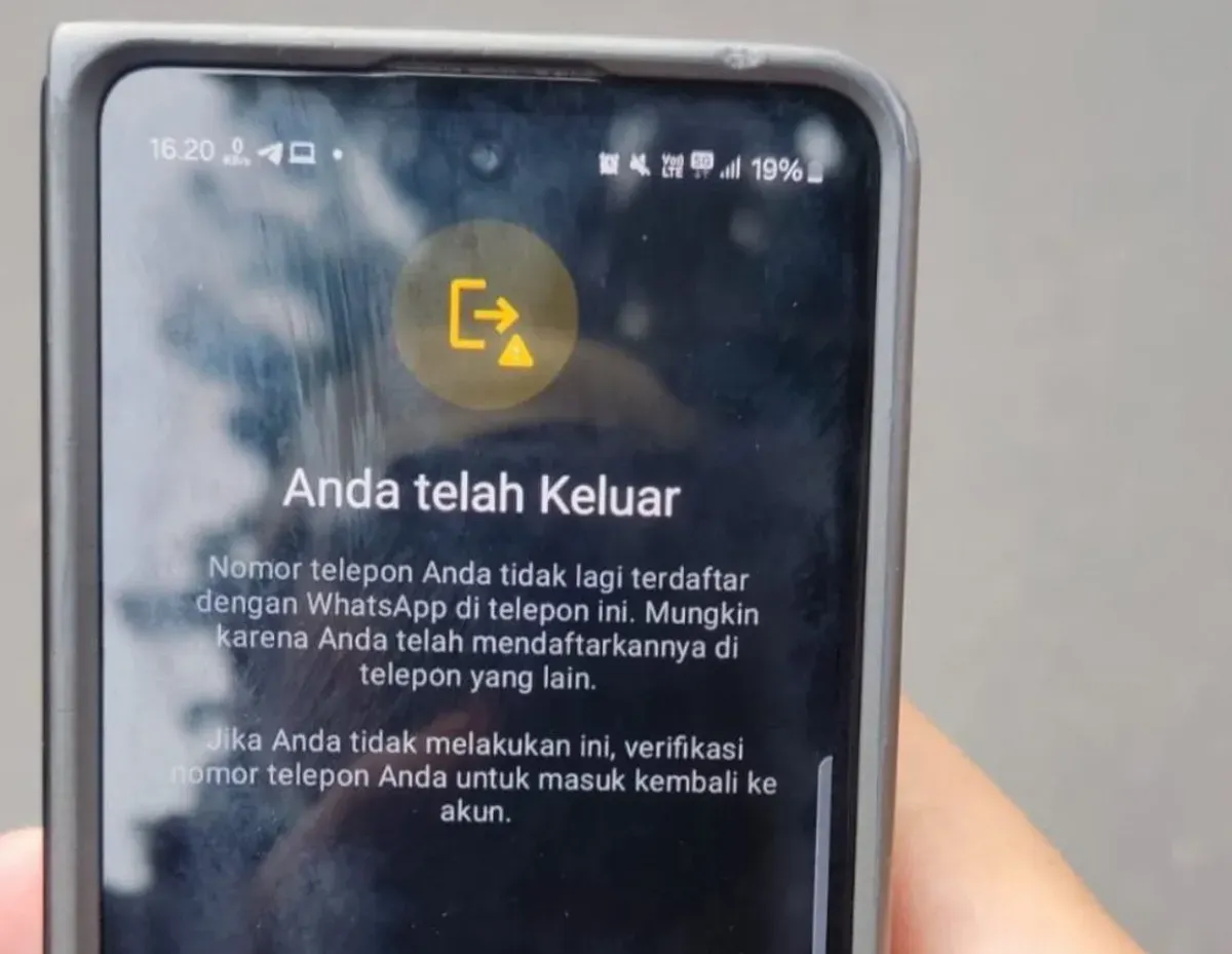 Cara cegah penyadapan WhatsApp. (Sumber: X/@Greedypasta_)