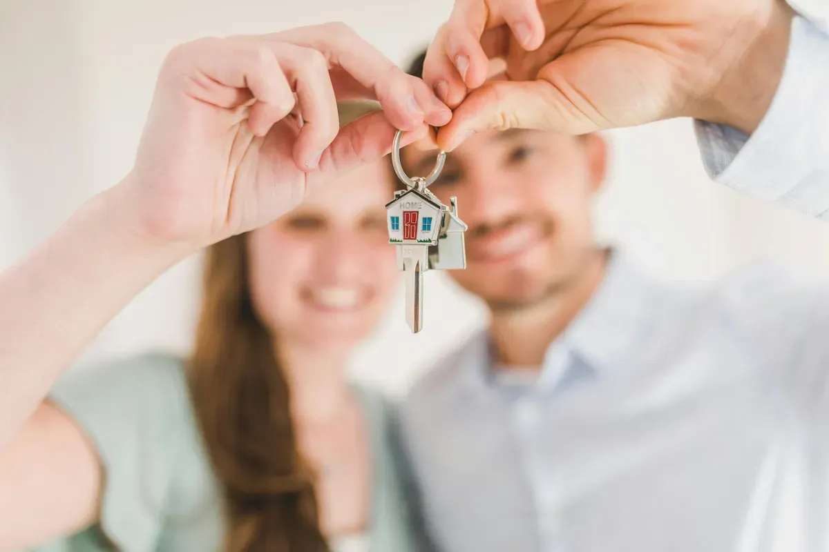 5 Tips Beli Rumah Pertama yang Aman dan Nyaman untuk Gen Z (Sumber: Pexels/RDNE Stock project)