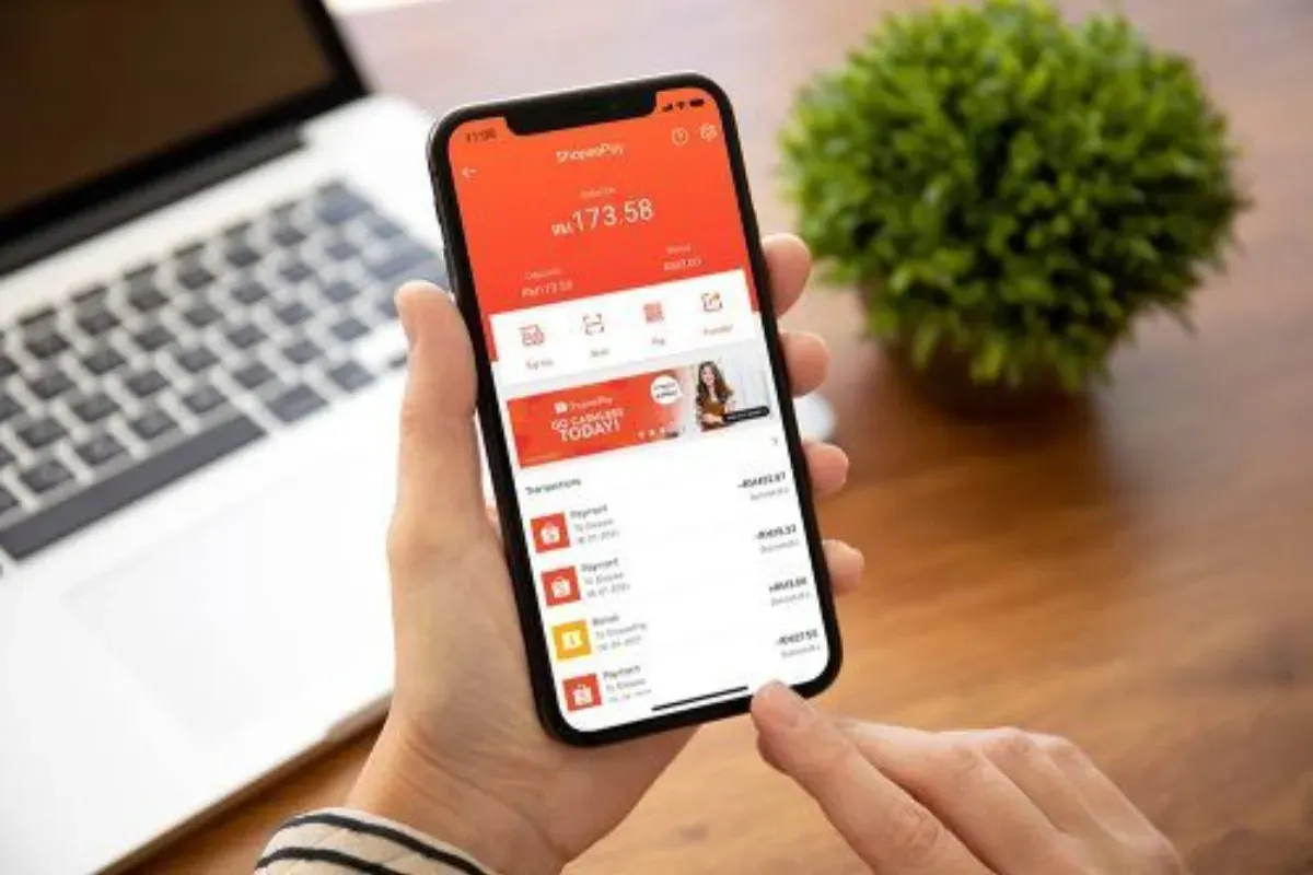 Ketahui trik transfer saldo Shopeepay ke DANA tanpa biaya admin. (Sumber: Pinterest/Ngân Hàng Online)