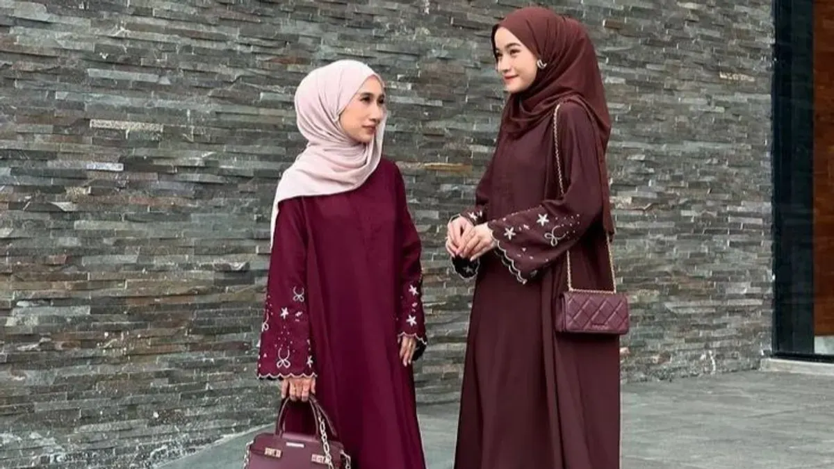 Hukum memakai baju baru saat Lebaran Idul Fitri. (Sumber: Pinterest)