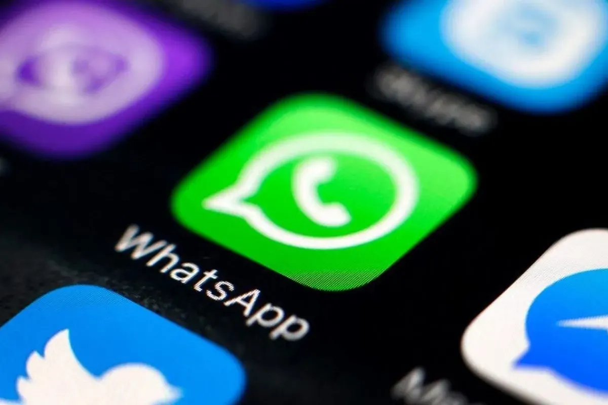 Simak Cara Mengunci Pesan WhatsApp Menggunakan Fitur Chat Lock untuk Menjaga Privasi. (Sumber: Pinterest)