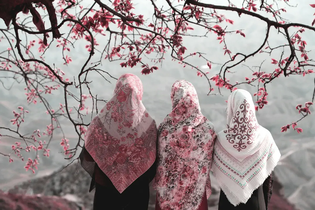 Muslimah yang haid tetap bisa mendapatkan pahala Lailatul Qadar. (Sumber: Unsplash/Hasan Almasi)