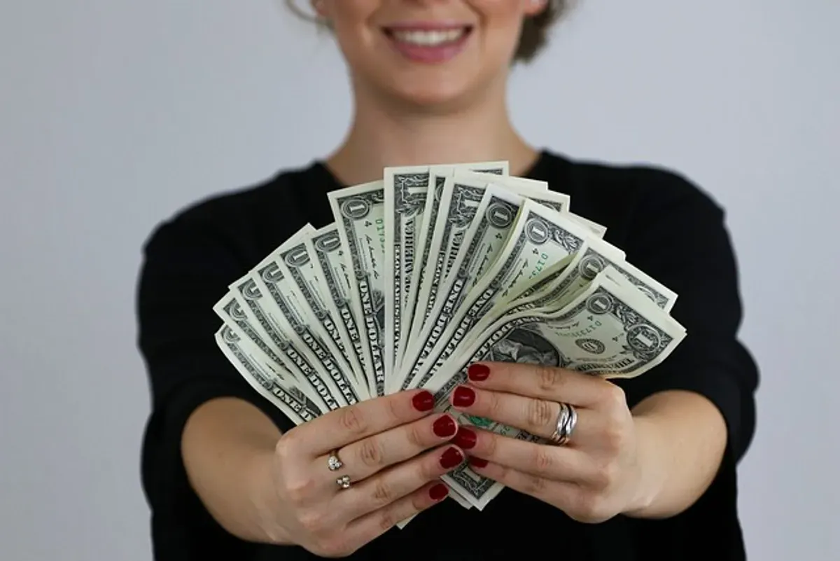 Gunakan tips thrifting ini untuk mendapatkan barang murah namun berkualitas. (Sumber: Pixabay/kredite)