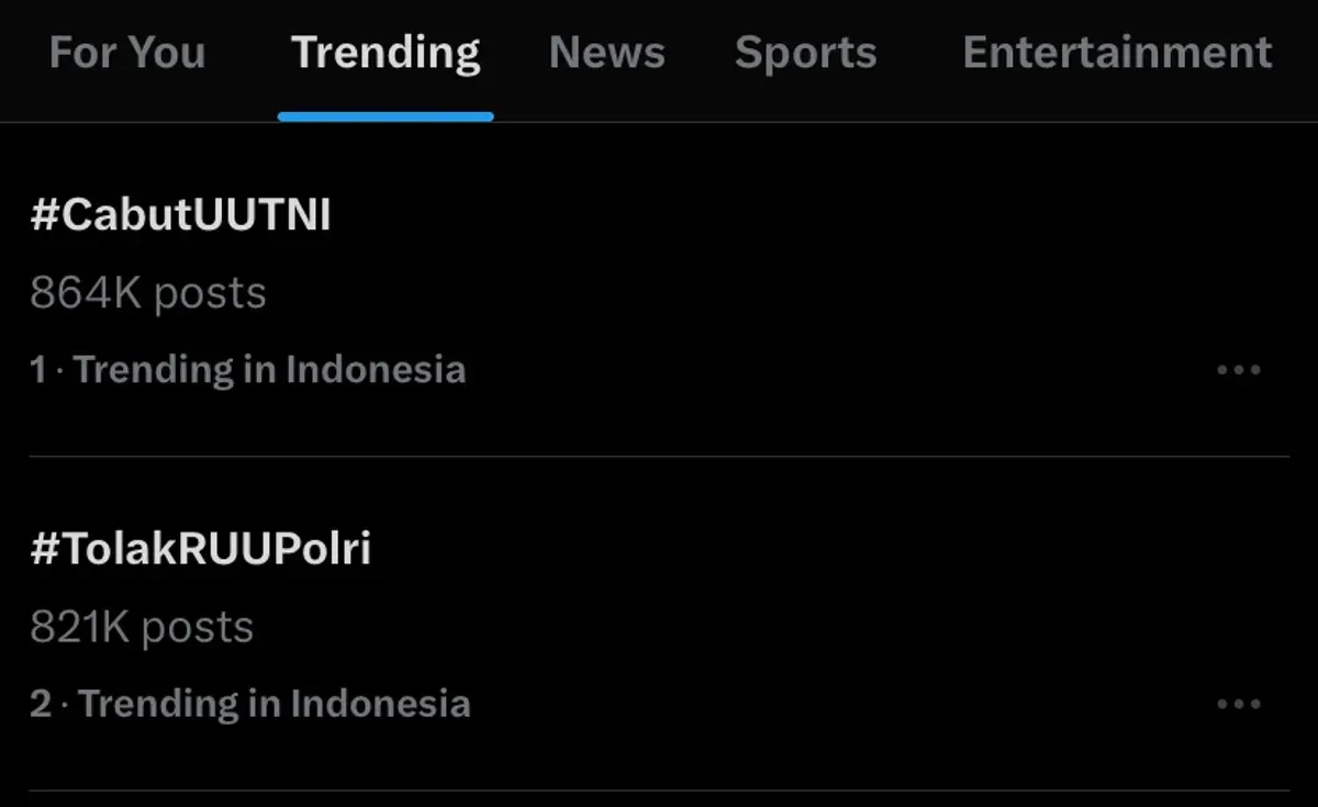 Trending topik nomor 1 di Indonesia, Cabut UU TNI (Sumber: Poskota/Mitha Aullia)