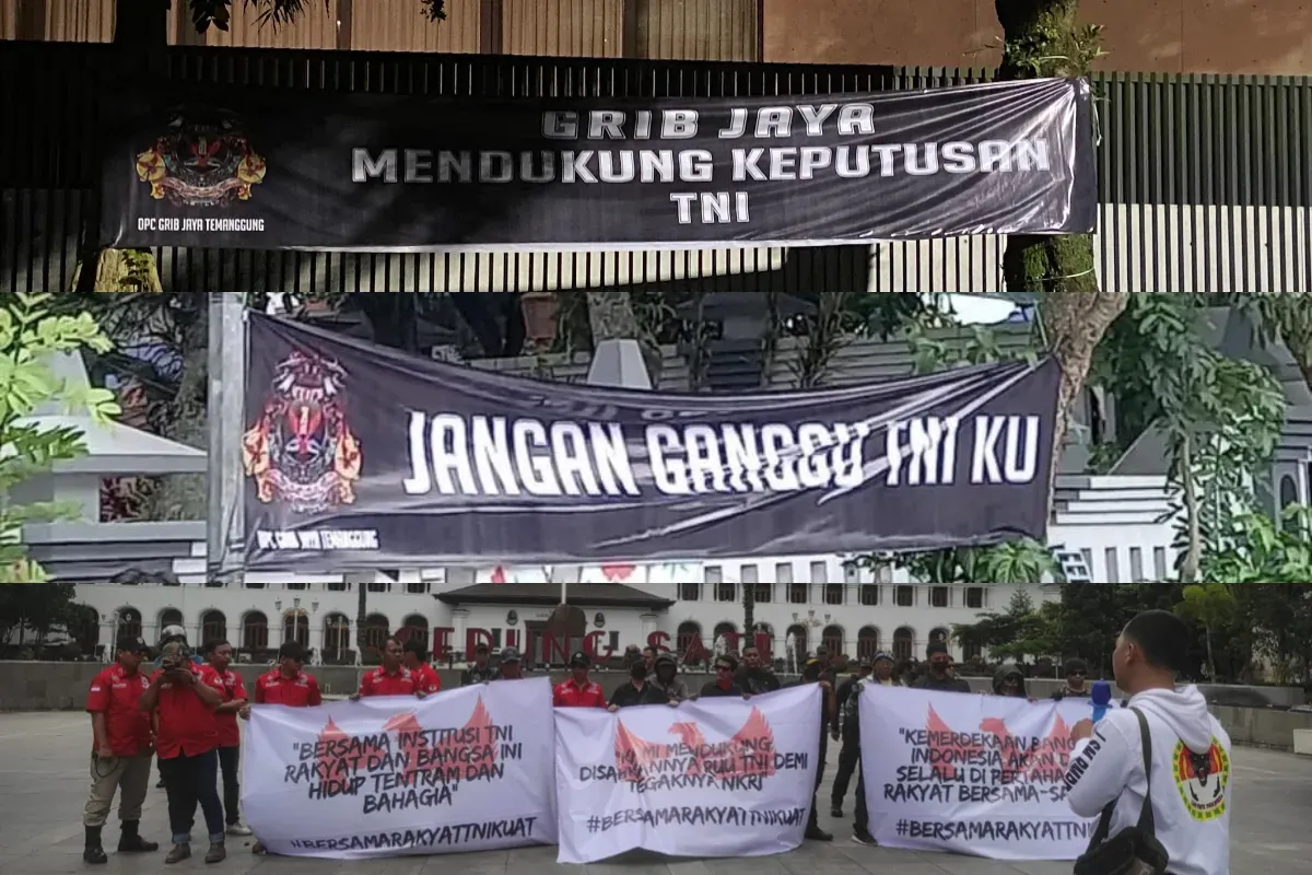 Potret spanduk aksi tandingan UU TNI yang muncul dari berbagai ormas. (Sumber: X/@barengwarga)