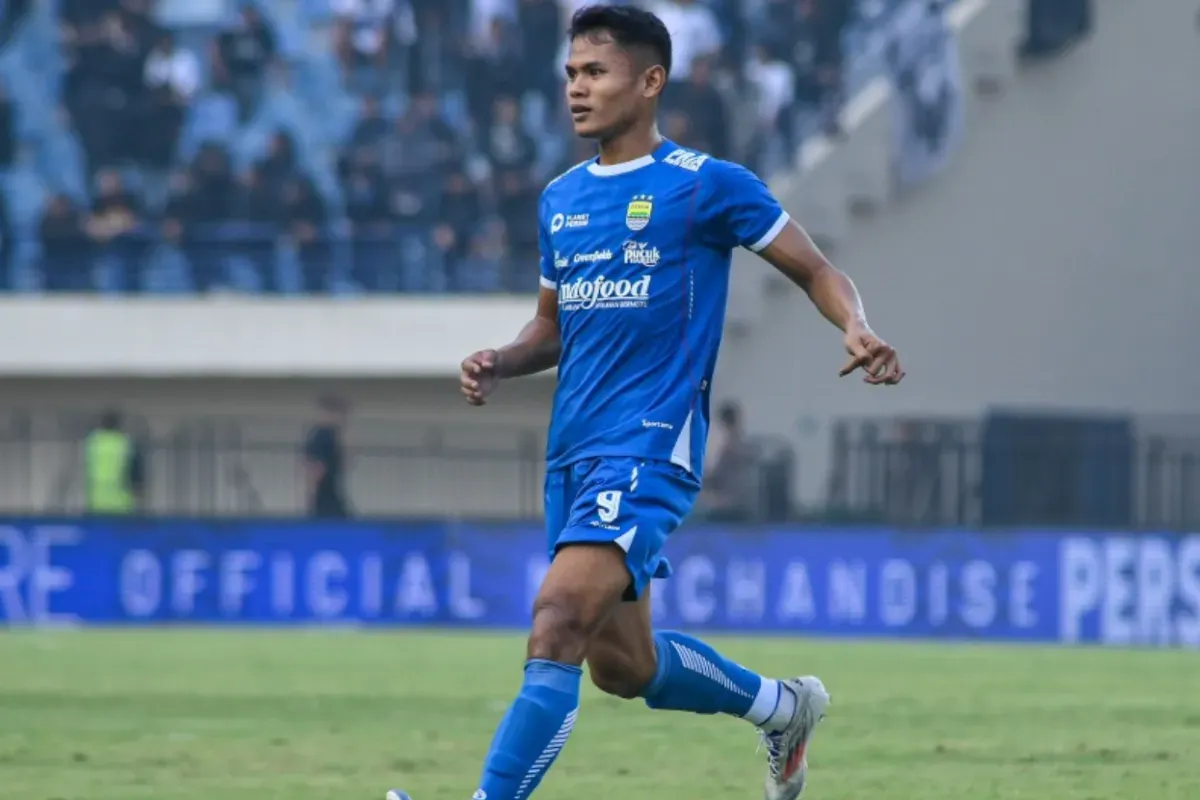 Potret pemain Persib Bandung, Dimas Drajad yang pulih dari cedera dan siap bantu raih juara Liga 1. (Sumber: Persib)