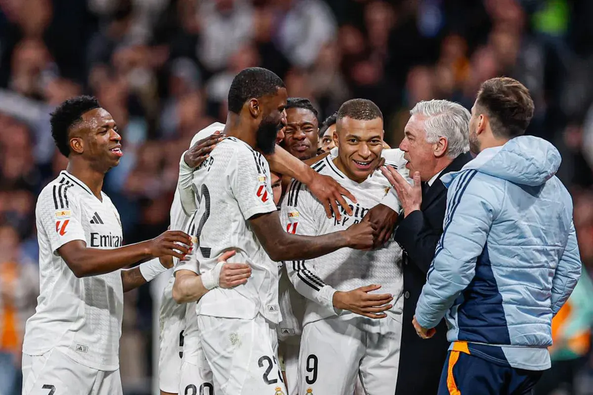 Real Madrid harus memanfaatkan laga melawan Valencia untuk terus memepet Barcelona di puncak klasemen La Liga. (Sumber: Instagram @realmadrid)