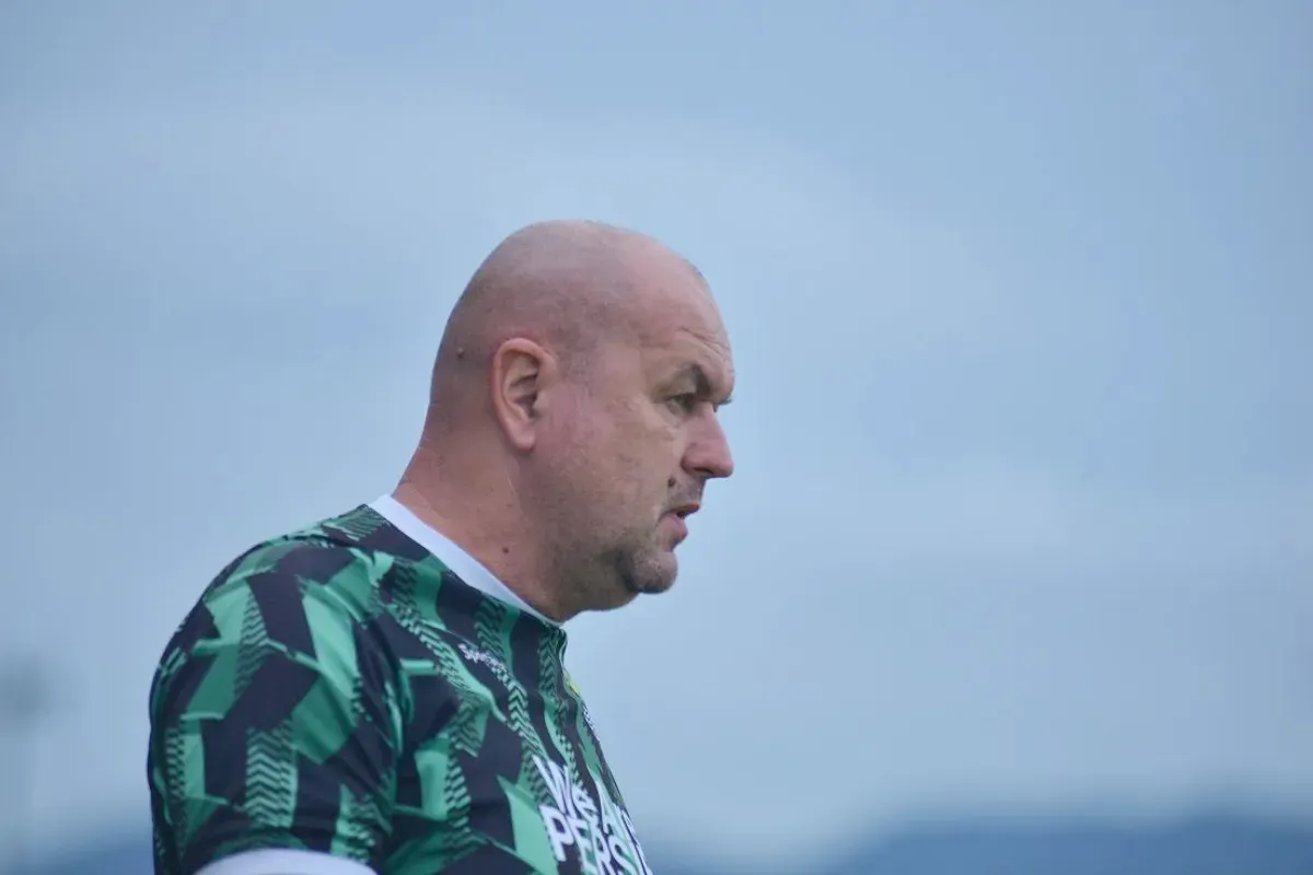 Potret pelatih Persib Bandung, Bojan Hodak. (Sumber: Persib)