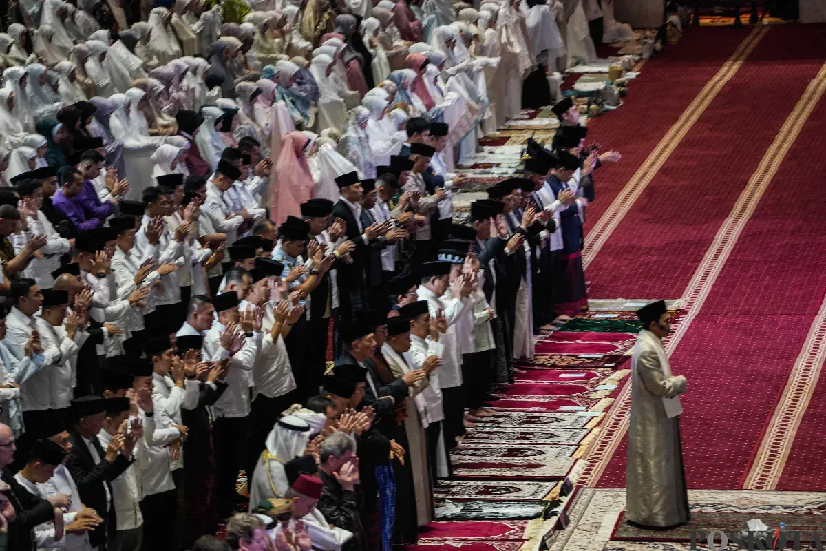 Alasan terjadinya potensi perbedaan Lebaran Idul Fitri antara pemerintah dan Muhammadiyah. (Sumber: Poskota/Bilal Nugraha Ginanjar)