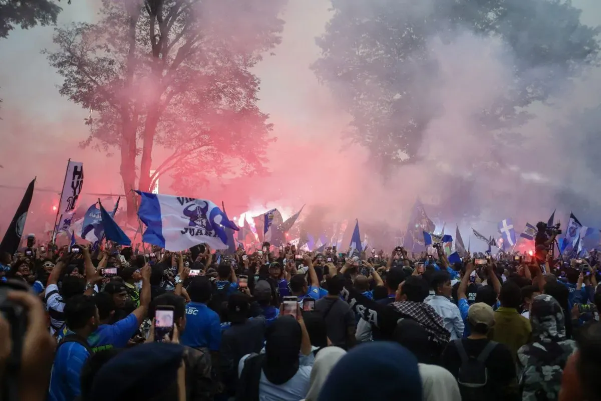 Bobotoh alias pendukung Persib Bandung. (Sumber: Diskominfo Kota Bandung)