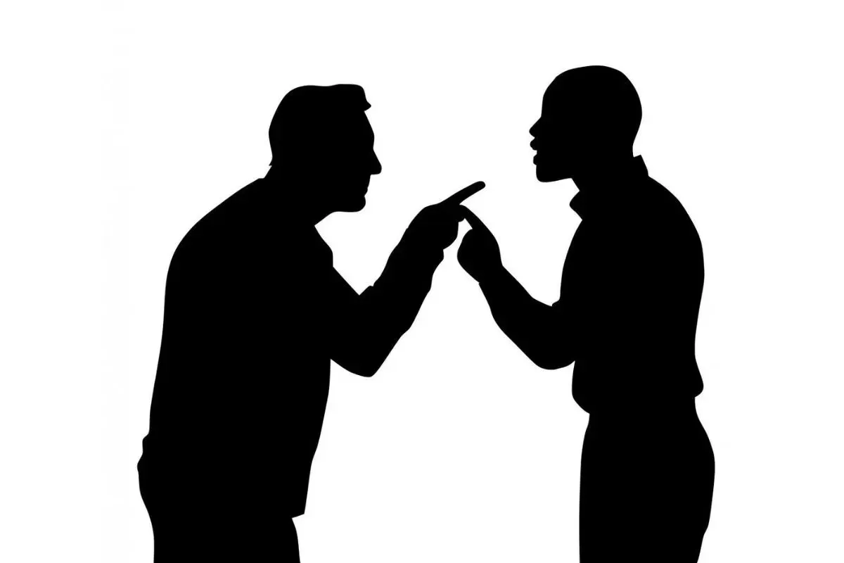 Ilustrasi debt collector (DC) pinjol melakukan penagihan terhadap nasabah. (Sumber: PxHere)