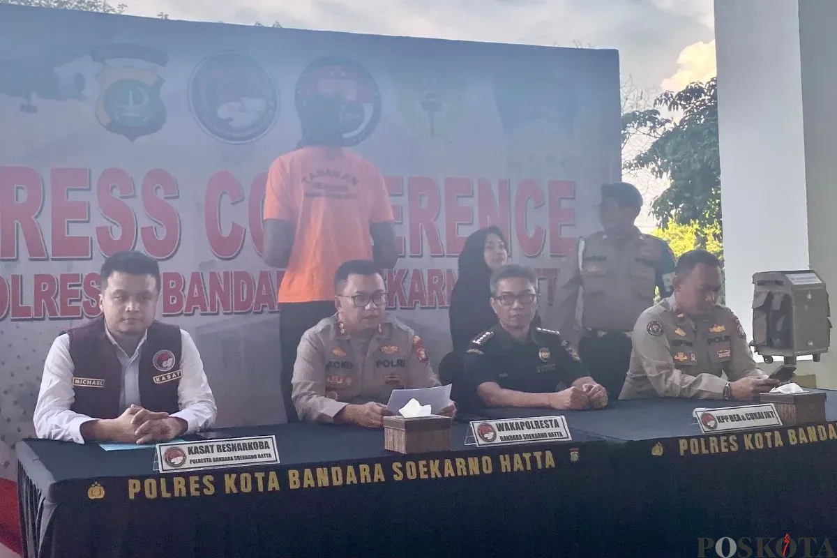 Polres Kota Bandara Soekarno-Hatta melaksanakan gelar perkara atas kasus peredaran narkotika oleh pebasket asal AS, Rabu, 14 Mei 2025. (Sumber: Poskota/Primayanti Juli Kumala)
