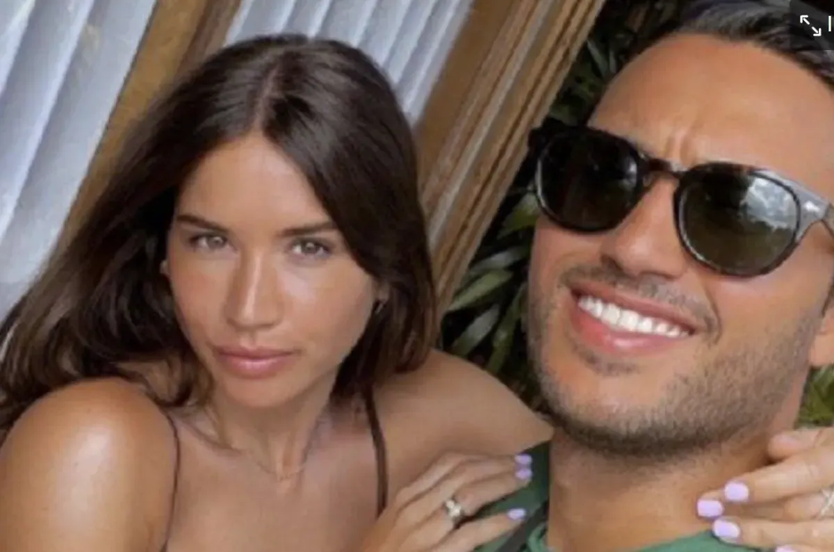 Potret Ezra Walian dan istrinya Ylon Louise. (Sumber: Instagram/@ylonlouise)
