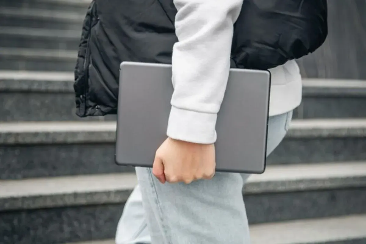 Ilustrasi laptop. (Sumber: Freepik)