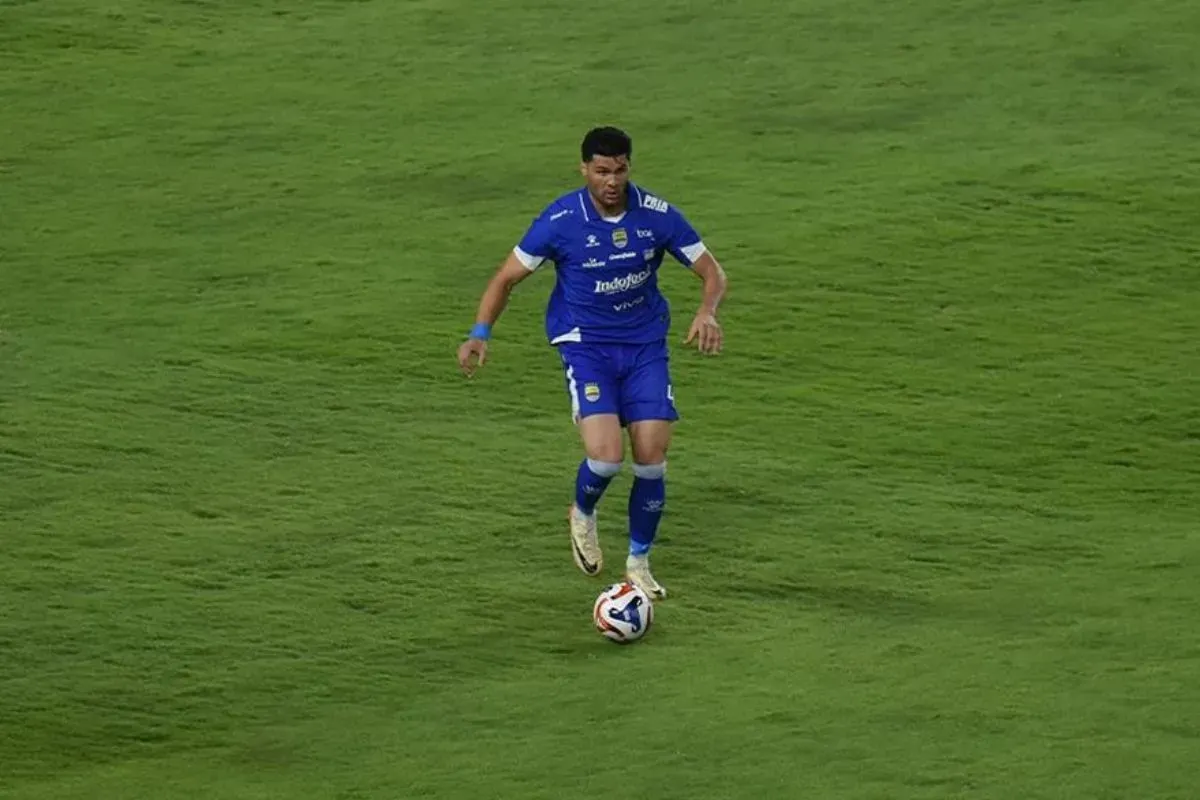 Julio Cesar makin betah berada di Persib Bandung. (Sumber: persib.co.id)