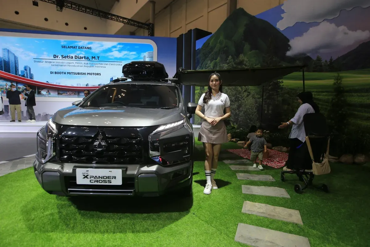 GJAW 2025 jadi ajang Mitsubishi Motors menghadirkan Destinator, Xforce, dan model lainnya dengan konsep booth tematik. (Sumber: MMKSI)