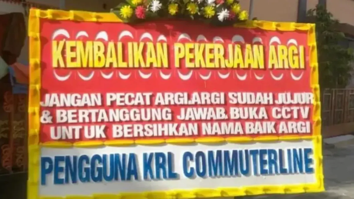 Pengguna KRL bela Argi (Sumber: Instagram/@jabodetabek24info)