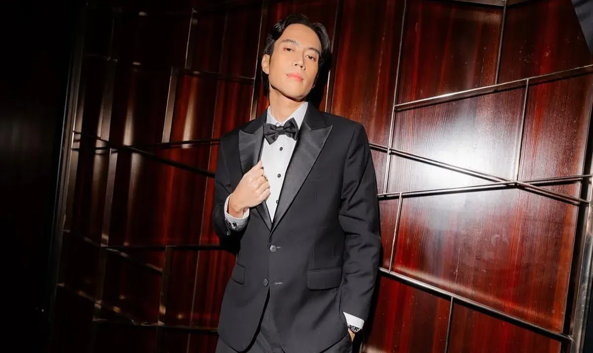 Vidi Aldiano membagikan kabar rehat sementara melalui akun Instagram pribadinya, menegaskan pentingnya kesehatan di tengah kesibukan dunia hiburan. (Sumber: Instagram/@vidialdiano)