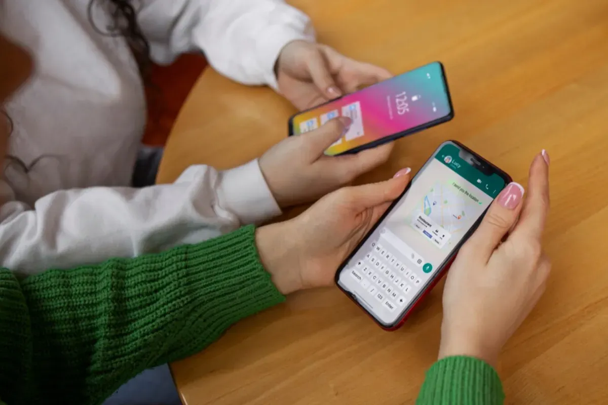 Ilustrasi menggandakan aplikasi di HP Xiaomi. (Sumber: Freepik)